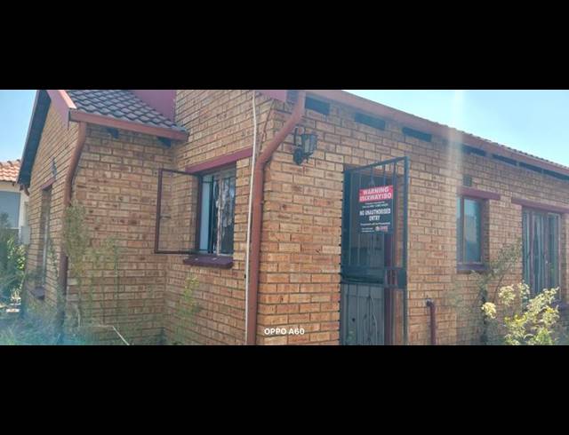 3 BEDROOM HOUSE FOR SALE IN ROODEKOP